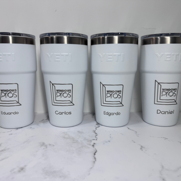 20 Oz Cup. Customized Name/ Logo. Business Cup. Corporative Gift.
