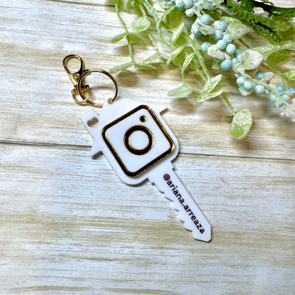 Realtor Keychain, Real Estate Keychain, Realtor Social media.